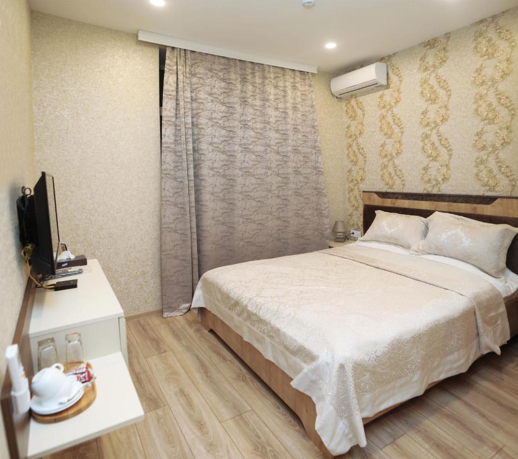Midcity Hotel Баку Екстер'єр фото