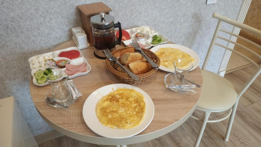 Midcity Hotel Баку Екстер'єр фото